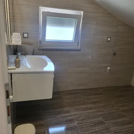 Ivkovic Apartament *